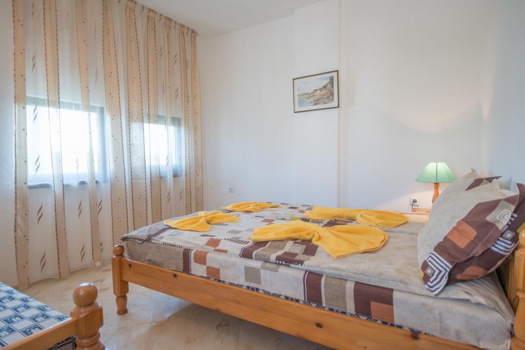 Hotel Stefanov 1 Lozenets Zimmer foto