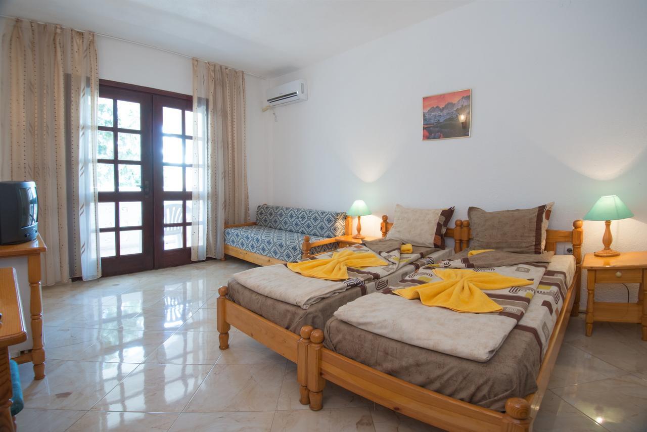 Hotel Stefanov 1 Lozenets Exterior foto
